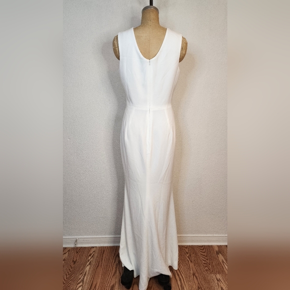 Sale! Dress The Population White Sandra Crepe Slit Gown - Picture 8 of 10
